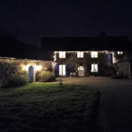 Bed and Breakfast Le Parfum Des Fleurs Plussulien Екстер'єр фото