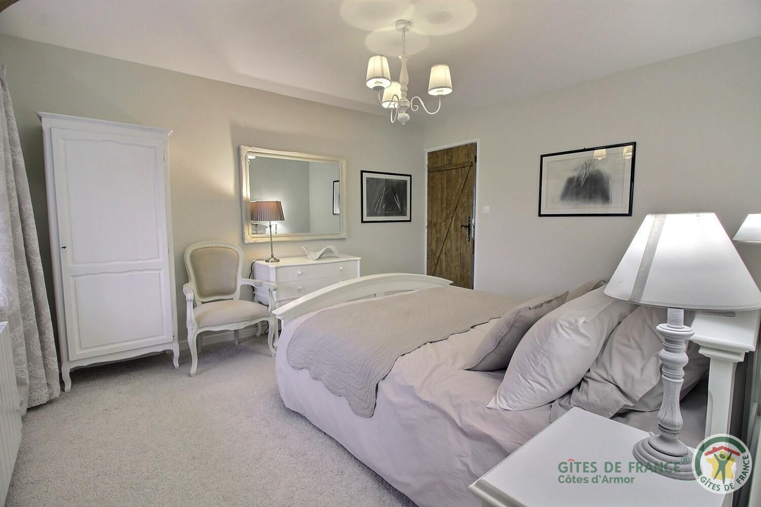 Bed and Breakfast Le Parfum Des Fleurs Plussulien Екстер'єр фото
